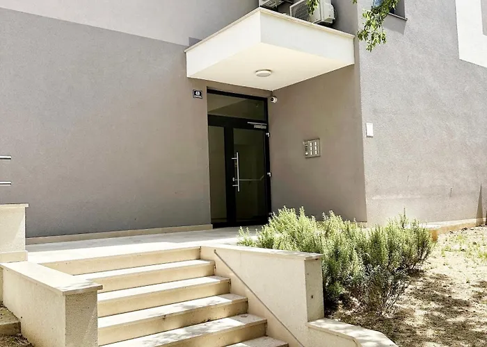 Apartman S'akvarel 3 - Private Garage