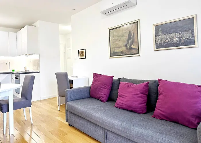 S'akvarel 3 - Private Garage *