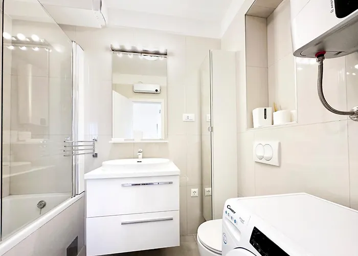 S'akvarel 3 - Private Garage *