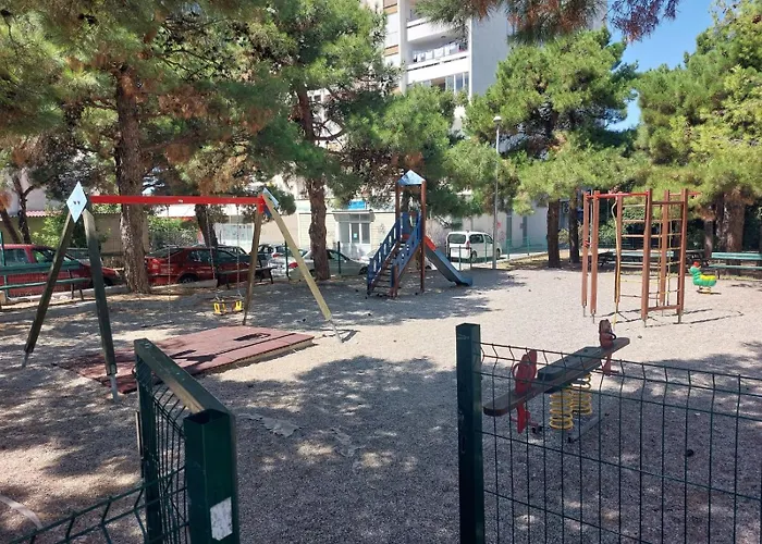 S'akvarel 3 - Private Garage *