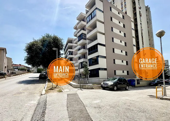 S'akvarel 3 - Private Garage *